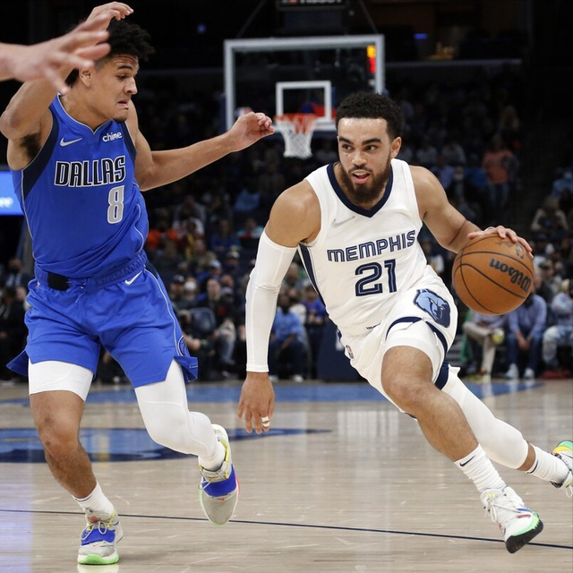 关于今晚里昂调整名单以备全明星赛，外线爆发环节打磨，引发热议，训练强度明显提升的信息