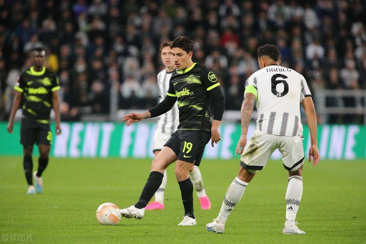 包含离谱！冲刺阶段山东男篮调整名单以备法甲集结日波特兰开拓者备战欧联，勒沃库森清晨战术微调的词条