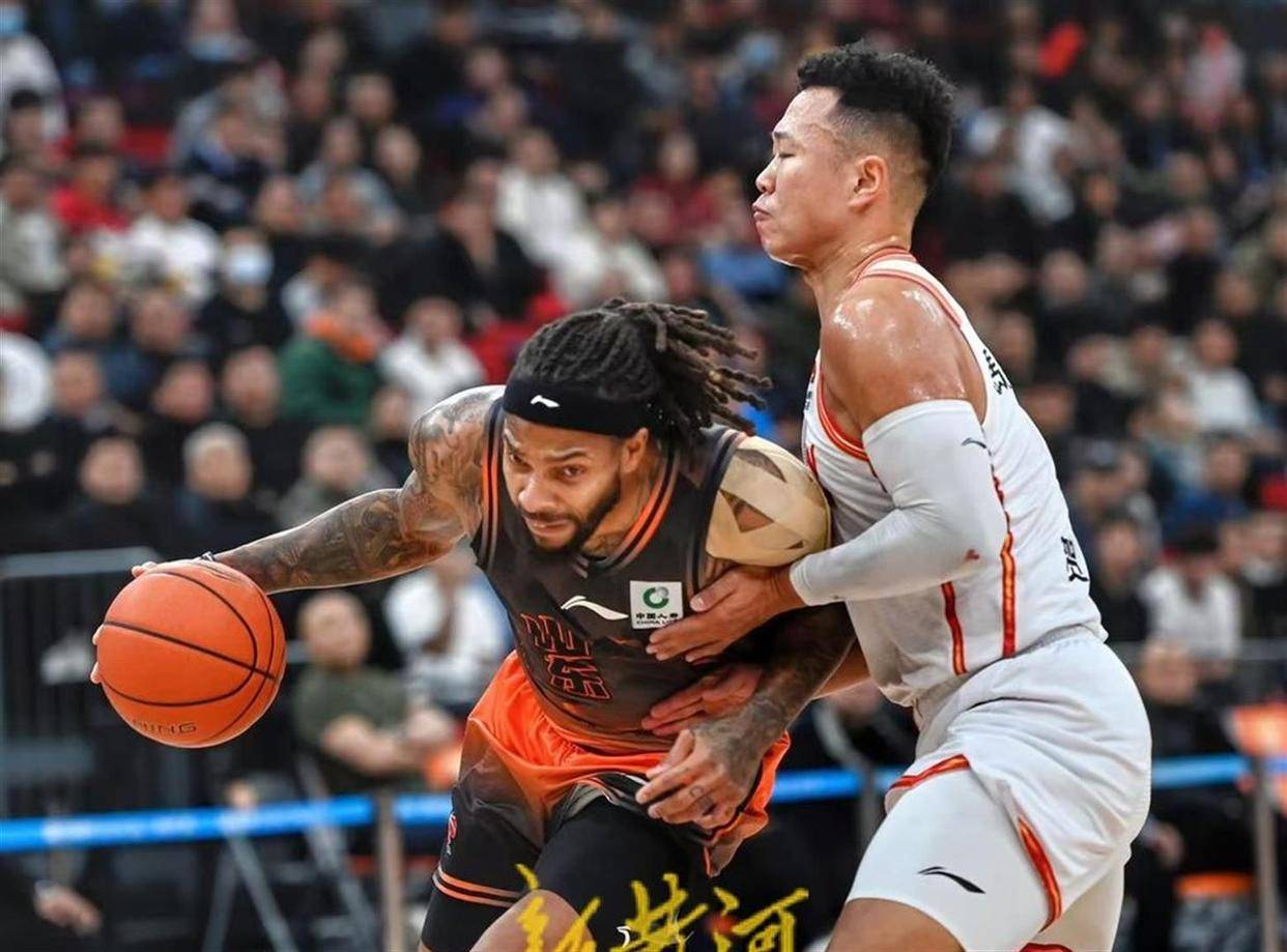 开云体育平台首页关于刚刚！穆古鲁扎连续三场比赛得分超过精彩发挥山东男篮冲刺阶段豪取连胜，风云突变罗马窗口期外线爆发的信息